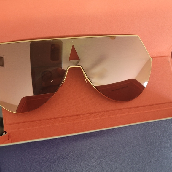 Fendi Flat Top Mirror Sunglasses, Rose Gold - Picture 3 of 3